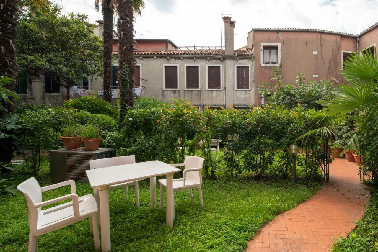 Garden Apartment Venise Extérieur photo